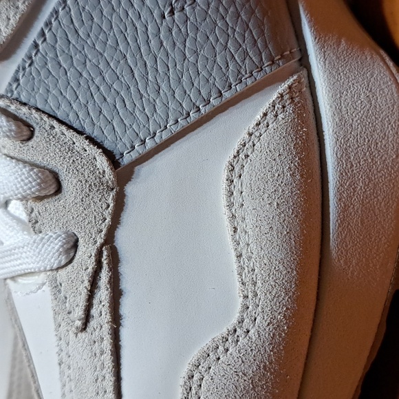 New Balance 327 White w/Grey N  WS327KE SZ: 10B Medium - Picture 15 of 16